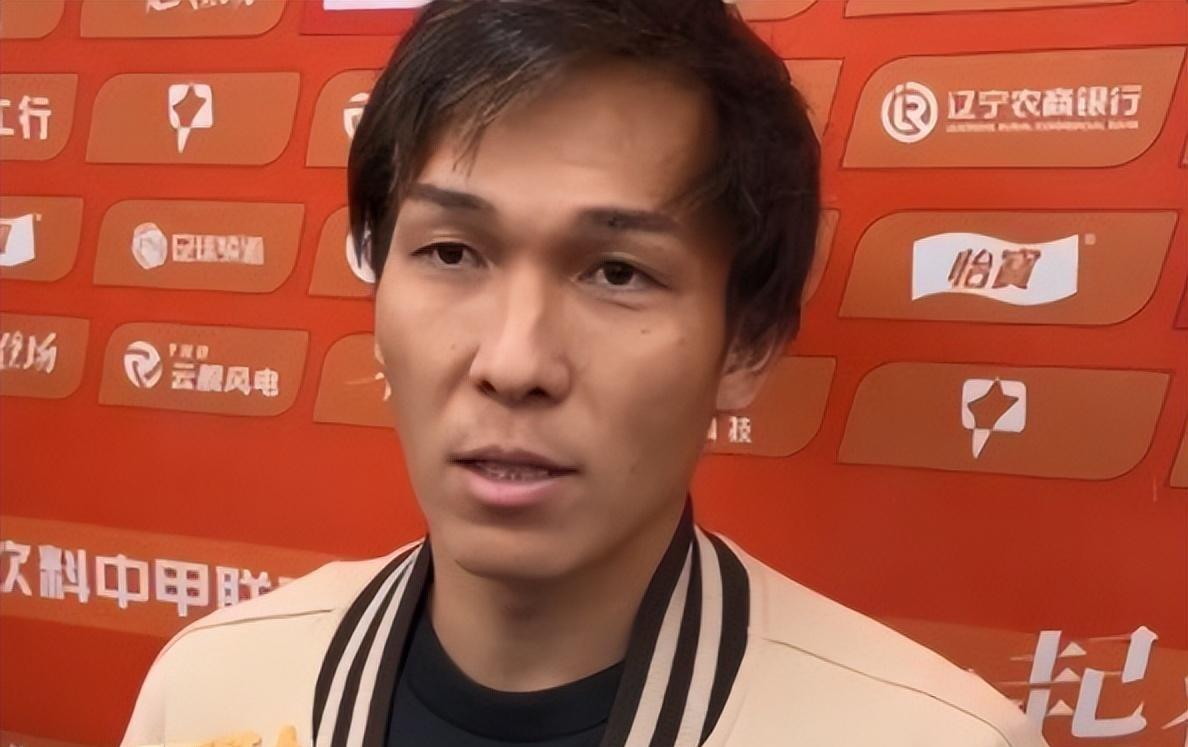 中超升班马迎来大喜讯!王牌中场指挥官自愿留队,保级吃下定心丸