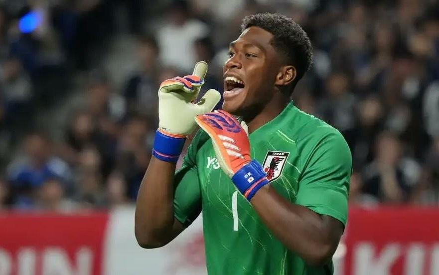 铃木彩艳:切尔西和米兰在关注我我想成为世界最强门将之一