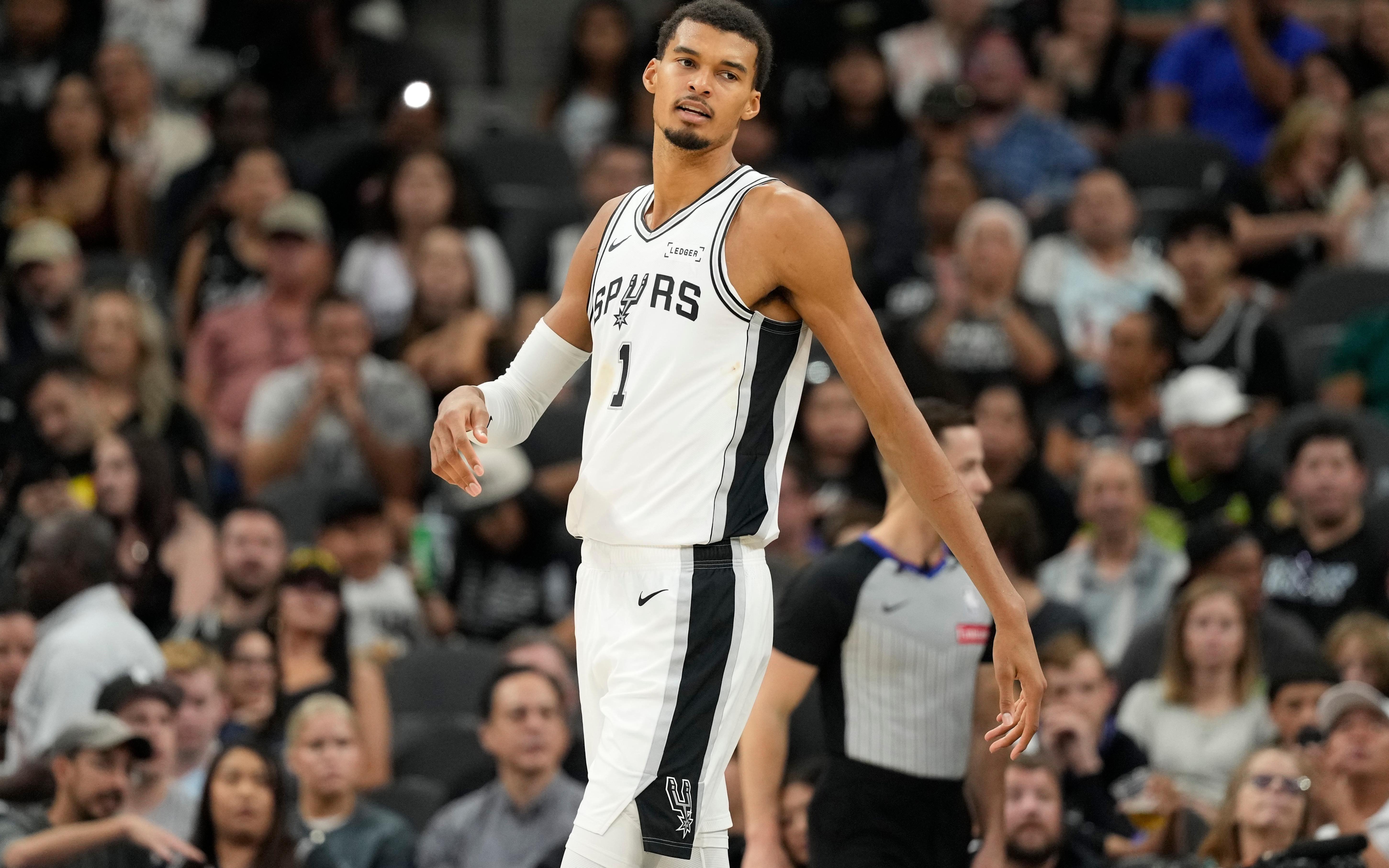 热火此前场均131.5分,面对马刺的防守本场仅获101分