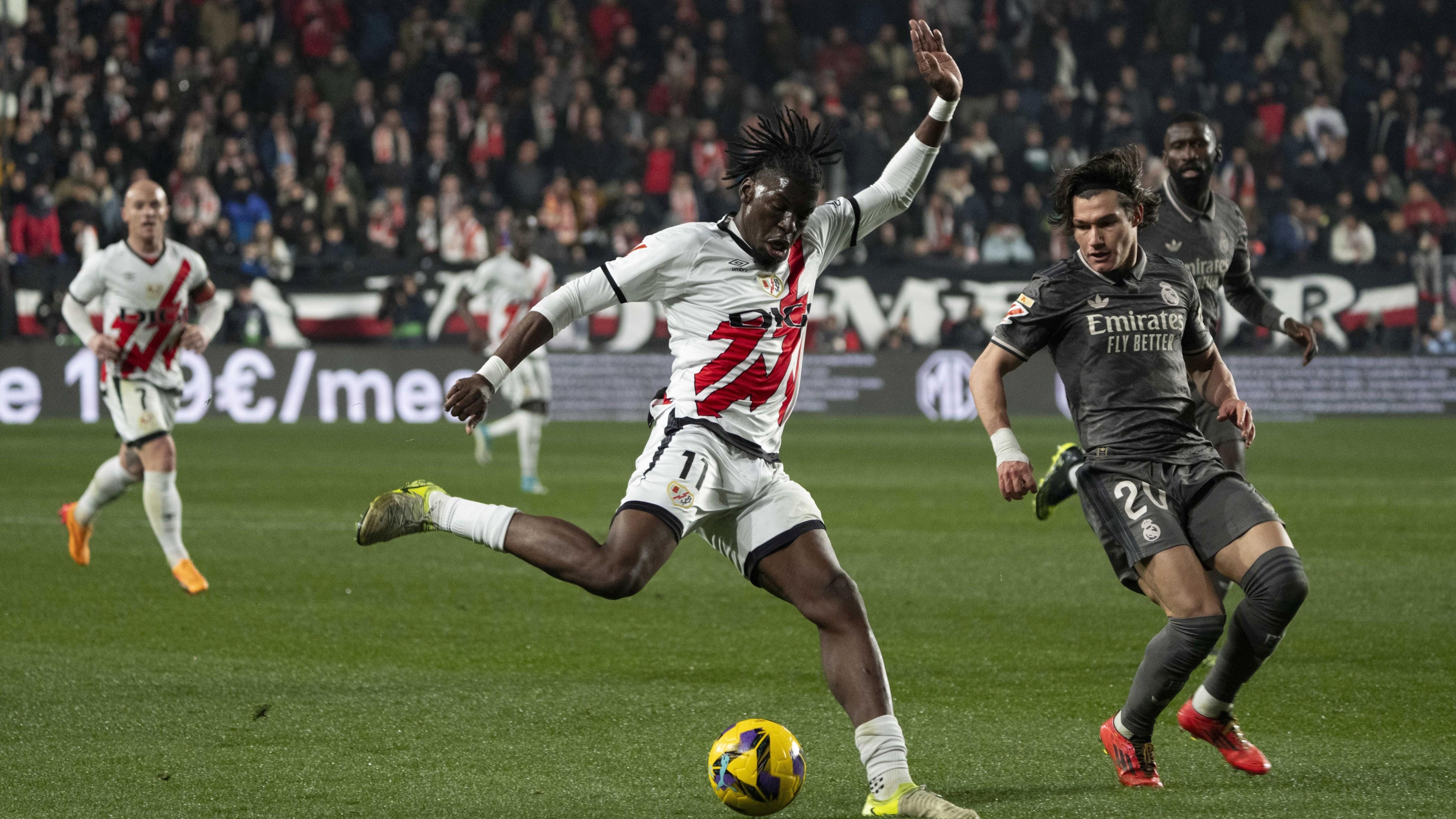 西甲领头羊迎来考验，皇马客战同城对