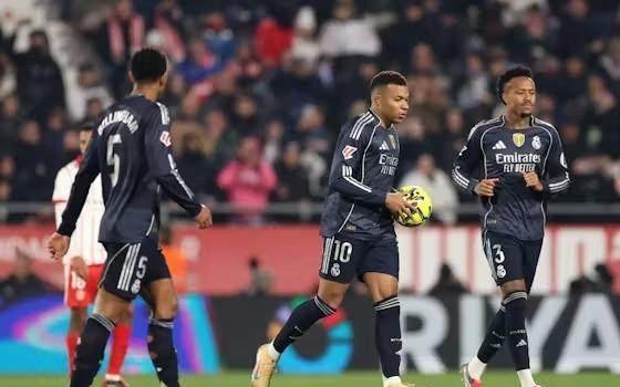 【西甲】姆巴佩点射，皇马西甲3连平