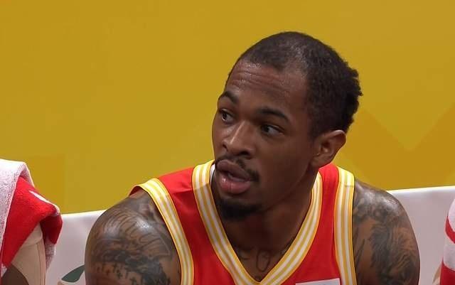 外援抢戏本土球员靠边站付政浩火力