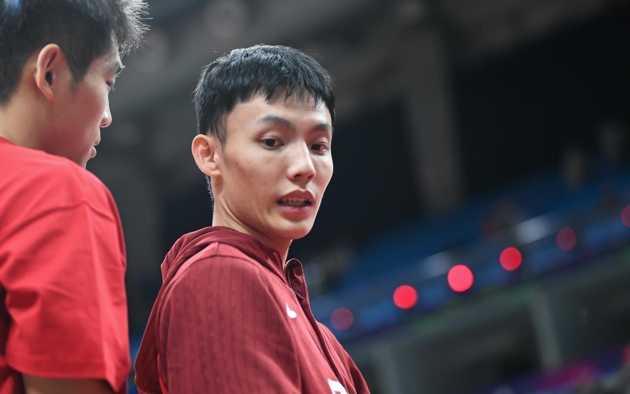 徐杰单节狂轰5记3分打爆合肥,郭士强遭声讨:打韩国用他早赢了