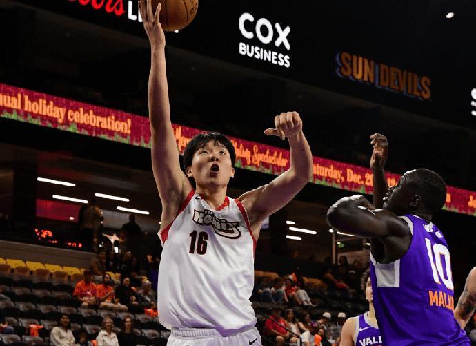 主场召回+客场下放!杨瀚森成开拓者“摇钱树”,已沦为第四中锋