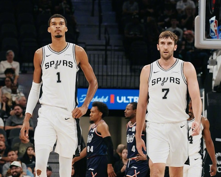 马刺vs雷霆前瞻:文班亚马复出点燃马刺,雷霆取胜难度大增