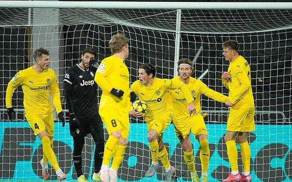 欧冠：乔纳森戴维绝杀尤文客场3比2博