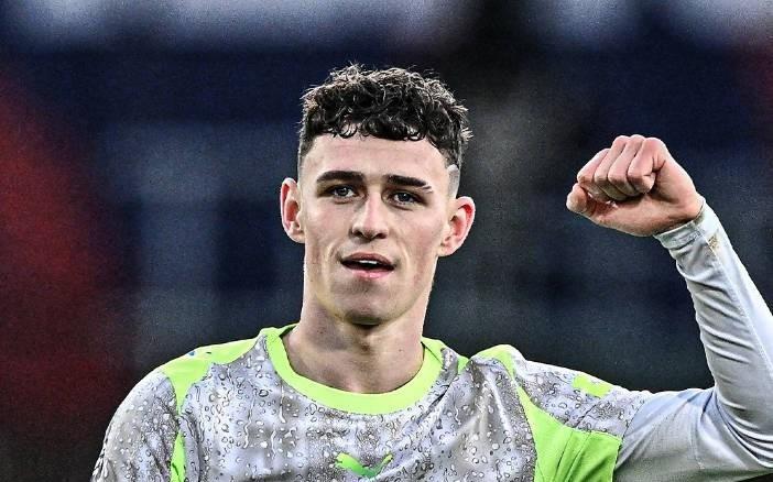 福登：上半场我确实丢了很多球权，对水晶宫要放松多传球