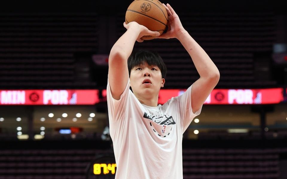 下放了!杨瀚森将前往发展联盟进行训练,下周一回归备战湖人!