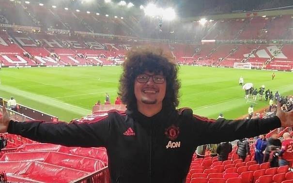 邮报：曼联已经在调查长发球迷在老特拉福德被袭击事件