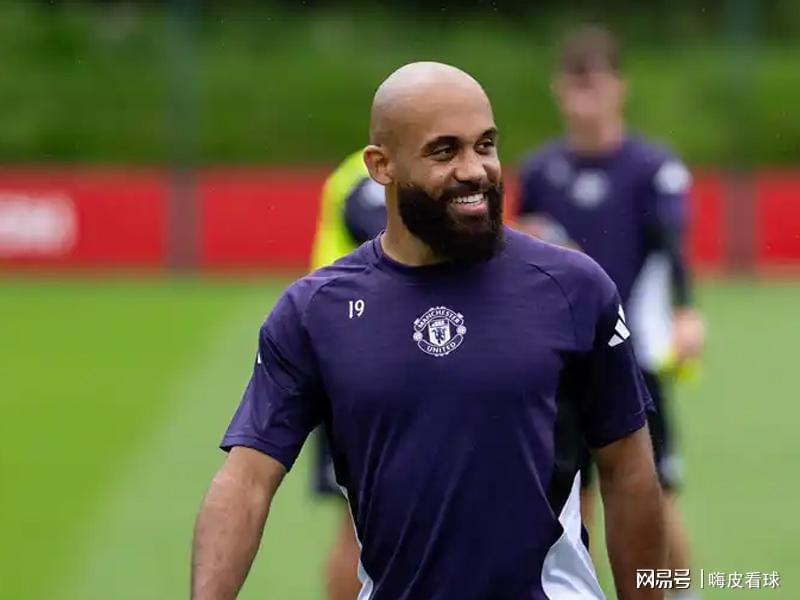 降维打击！曼联边锋场场最佳，曾因阿森纳受伤，无缘非洲杯夺冠
