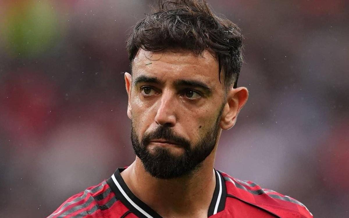 B费本赛季英超已经56次创造机会，8次助攻领跑英超助攻榜