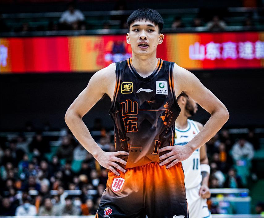 不输高诗岩！山东状元拿下15+7+6，北京新外援成水货，8中2辣眼睛