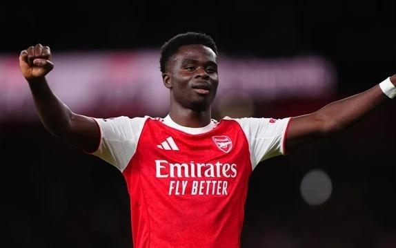 泰晤士：萨卡续约后周薪约为30万镑，将超越哈弗茨成队内顶薪