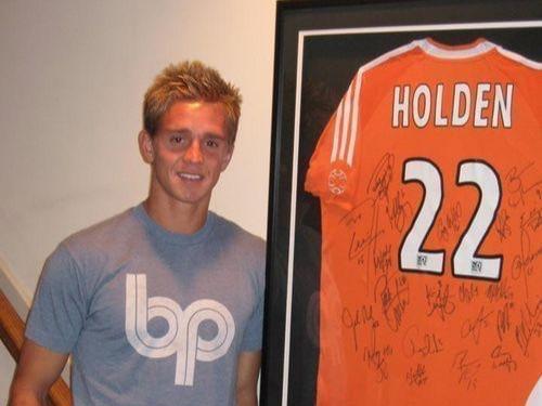 全面发展的玻璃人，最长一次休战22个月，29岁在预备队，31岁退役