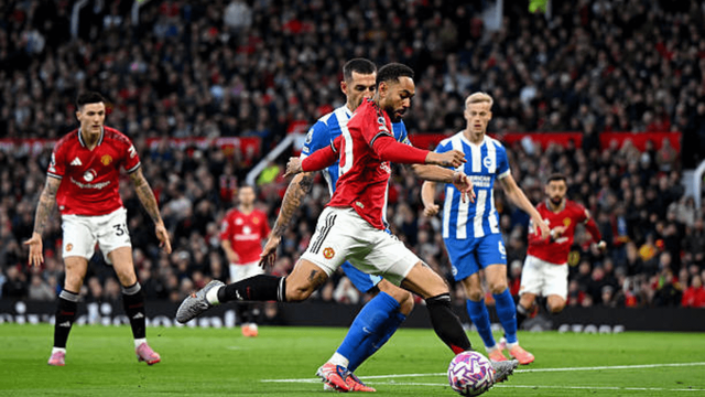 凌晨0点30曼联出战足总杯：6次相遇6次晋级！新帅剑指首胜