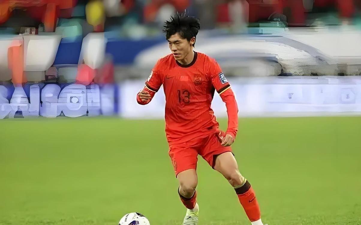 弃13将扶正韦世豪邵佳一打破功勋铁