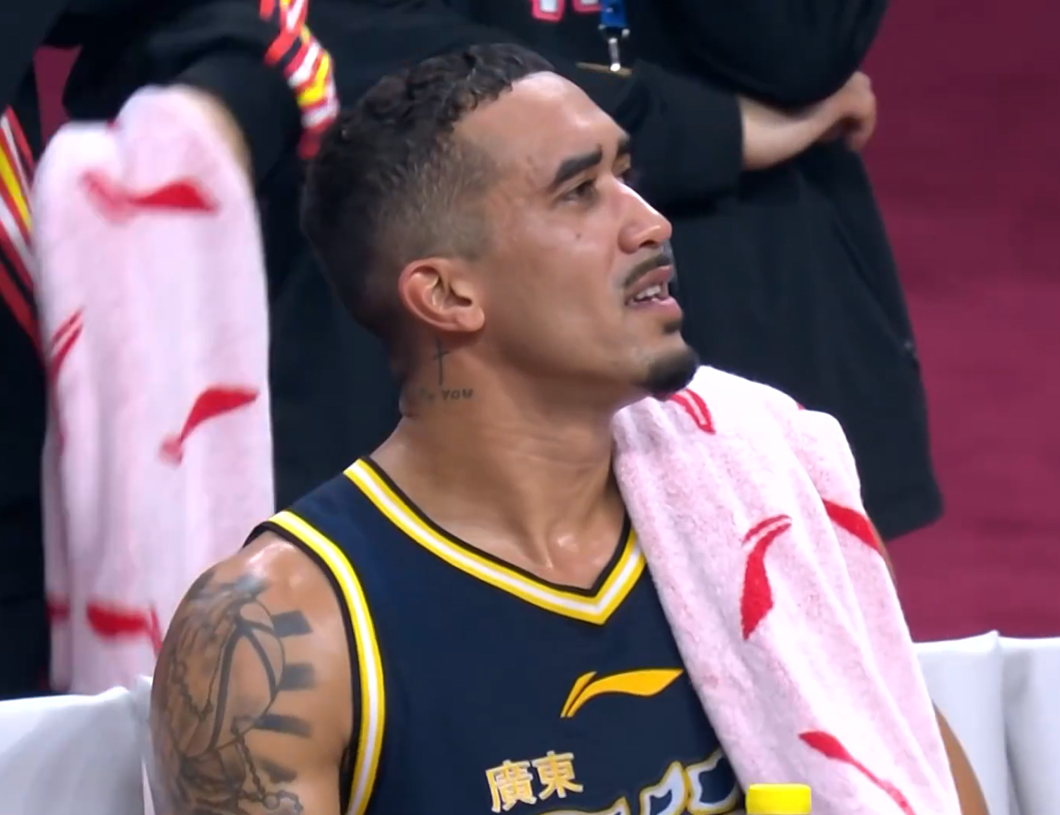 不得不说！广东队外援奎因，不懂人情世故呀