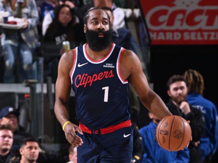 NBA最新排名出炉！湖人无路可退，凯尔特人2队爆冷，快船喜讯连连