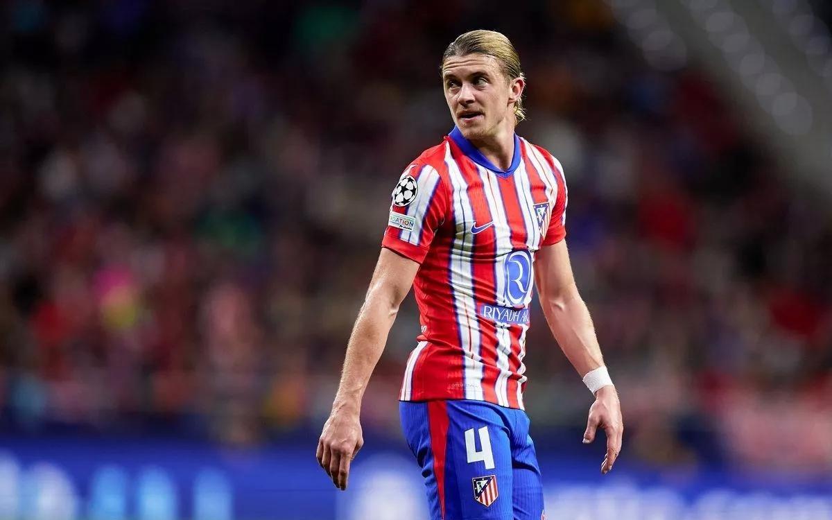 维拉跟队：维拉对签下加拉格尔持乐观态度，双方的谈判进展顺利