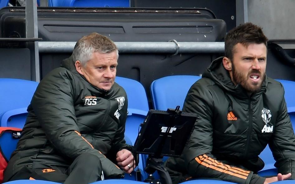 记者：比起索尔斯克亚二进宫，弗格森也