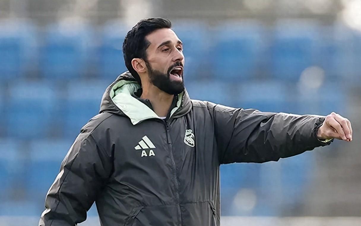 阿韦洛亚：穆里尼奥对我的影响很大，但