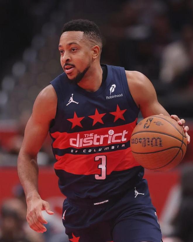 你是个好球员，我们就拿你交易吧