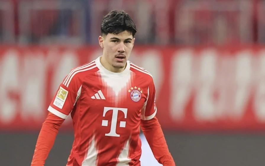 此前刚上演德甲首秀，图片报：拜仁小将查韦斯收到多份报价