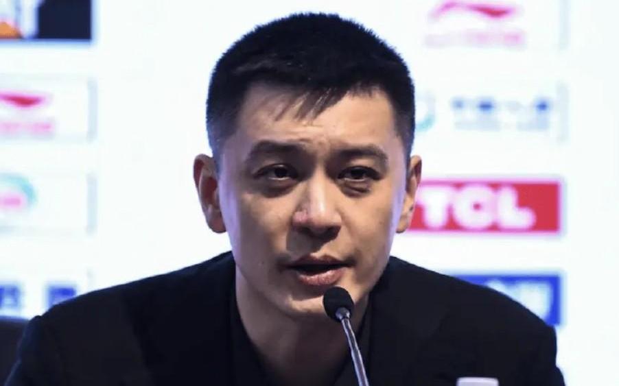 暗示亨特被裁杨鸣：下一场对阵山西我们只有两名外援出战