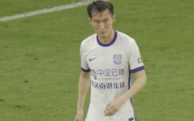 记者：津门虎后卫苏缘杰要南下开启职业生涯下一程了