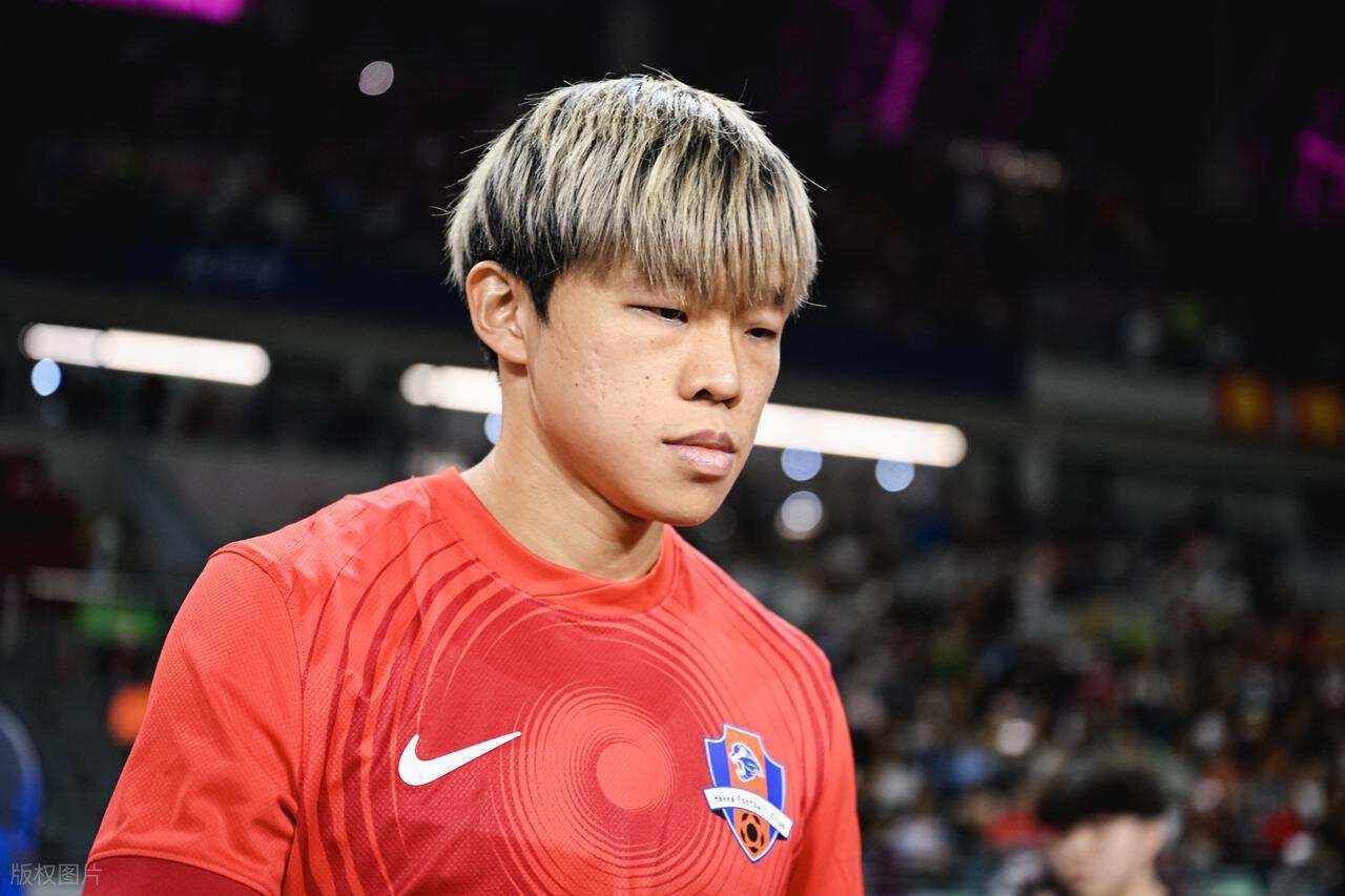 国安四位本土新援加盟！鲁能后腰意外