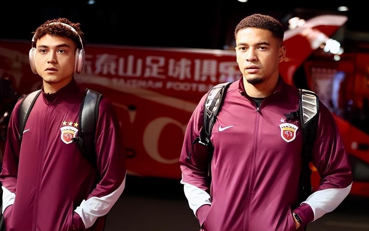 一场4：2让国足后防领袖浮现表现仅次于李昊邵佳一喜获最大发现