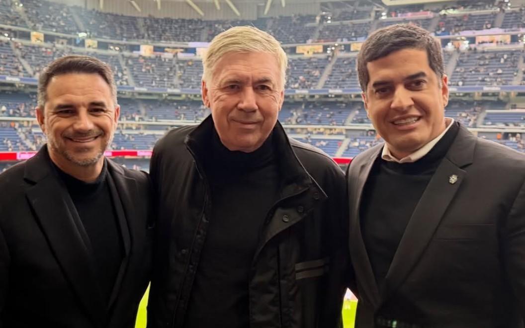 安切洛蒂回伯纳乌看球并社媒发文：看