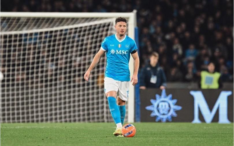 那不勒斯官方：波利塔诺右大腿半膜肌