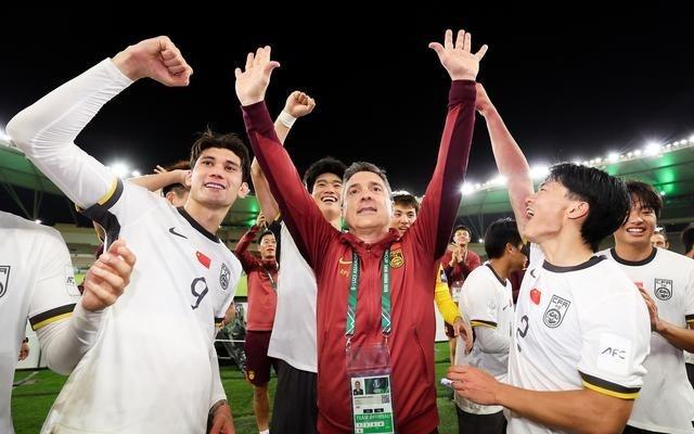 安东尼奥的球员时代：16岁西甲首秀，西