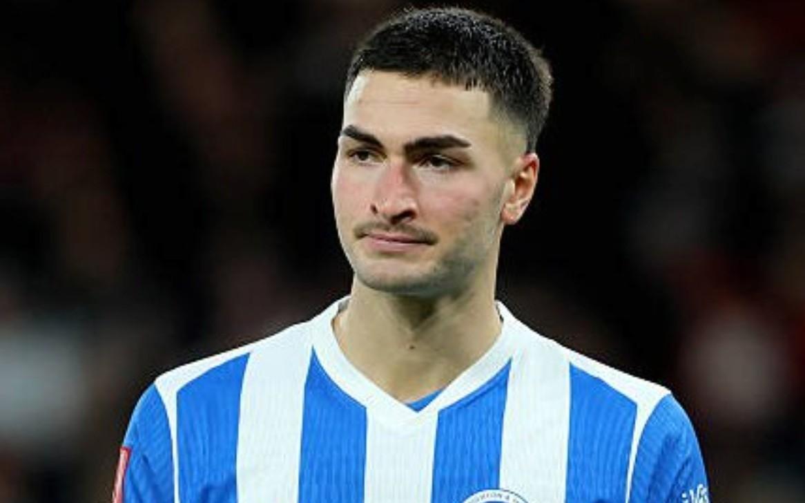 记者：米兰正在和布莱顿谈判，尝试纯租借引进科波拉