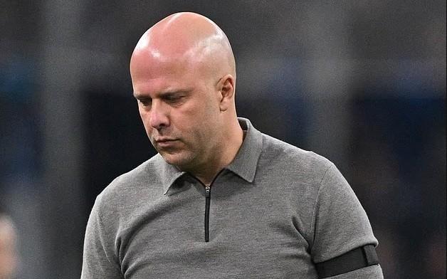 卡拉格：球迷应给予斯洛特更多尊重，对