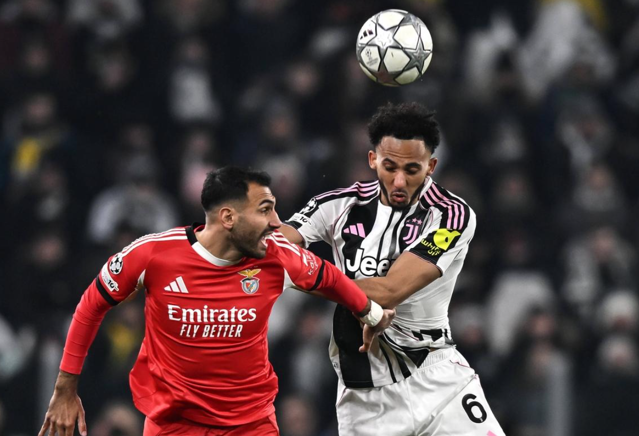 点球罚丢！穆里尼奥太绝望，输给斯帕莱