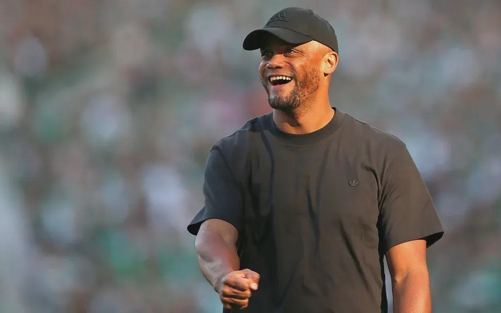 失点+吃红牌还能赢！拜仁不小心暴露，