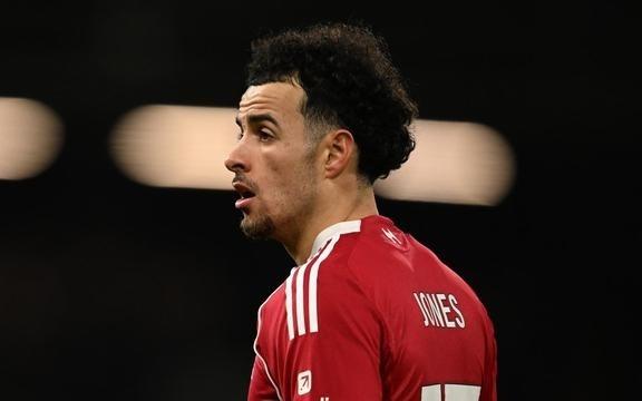 邮报：热刺有意引入柯蒂斯琼斯，但尚未与利物浦接触