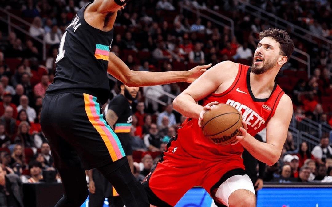 1年350万底薪！却打成球队老大！NBA最可怜的超巨，你该得到尊重