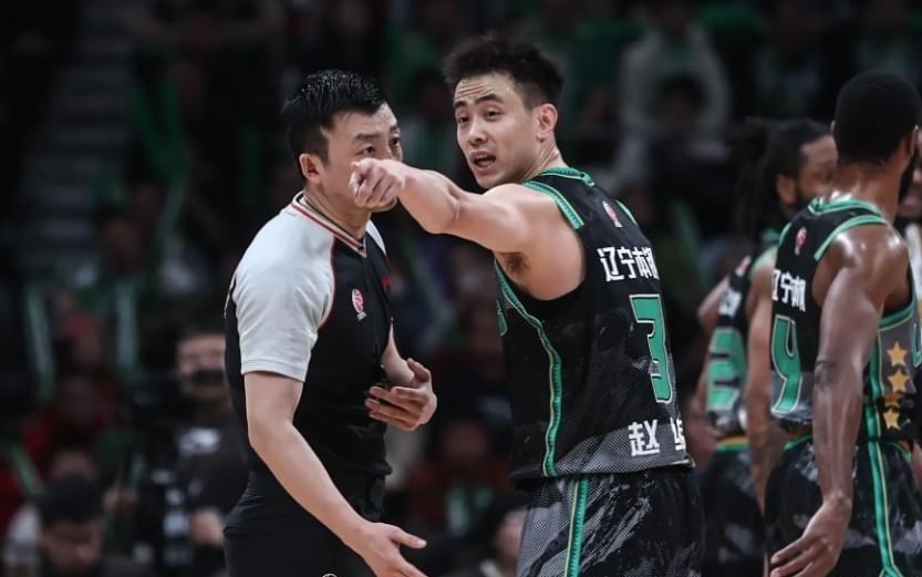 CBA一夜两大悲剧！辽篮14分大逆转落