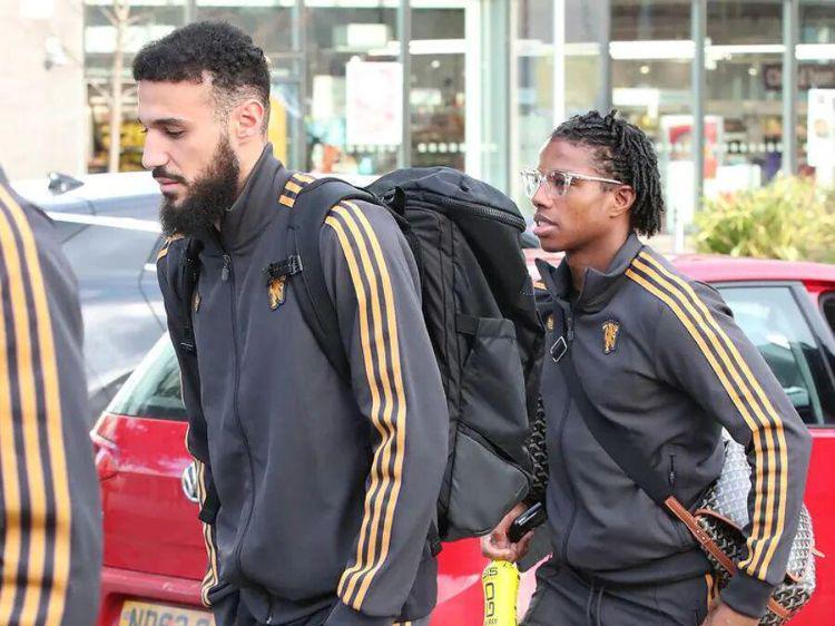 曼联公布战阿森纳大名单铁闸复出！卡