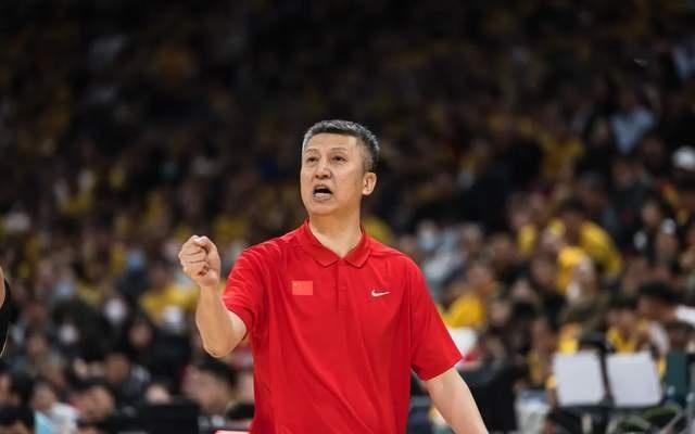 38投轰68分8板！山东大汉状态火热，郭士强该给他一次机会了吧