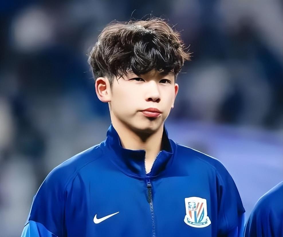 上港指挥官位置迎来强援，第二阶段冬训将现身，曾在西亚表现不俗