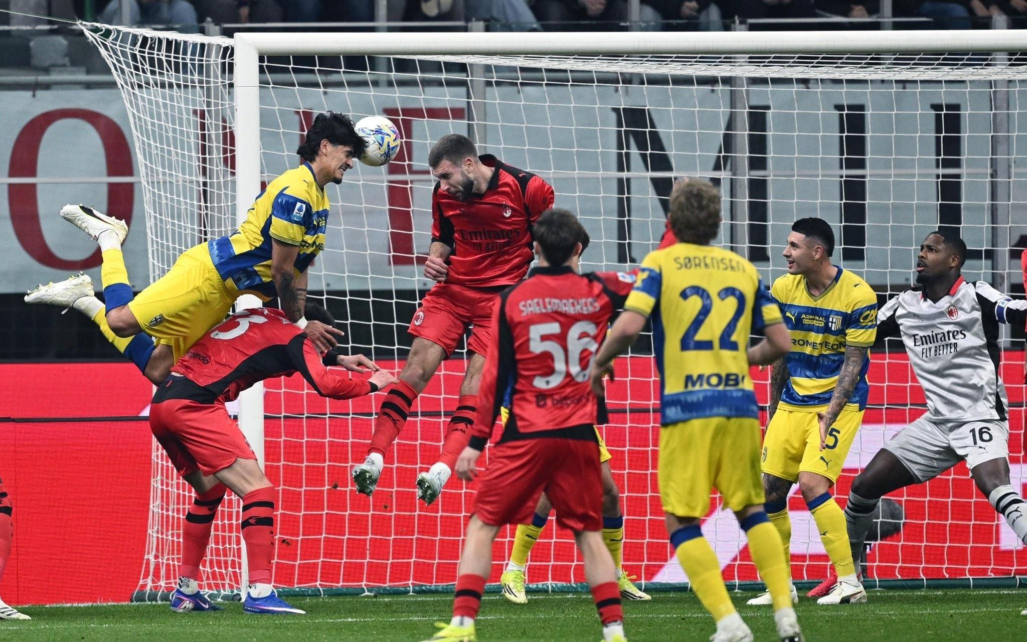 主场不敌帕尔马，米兰联赛不败场次定格在24场