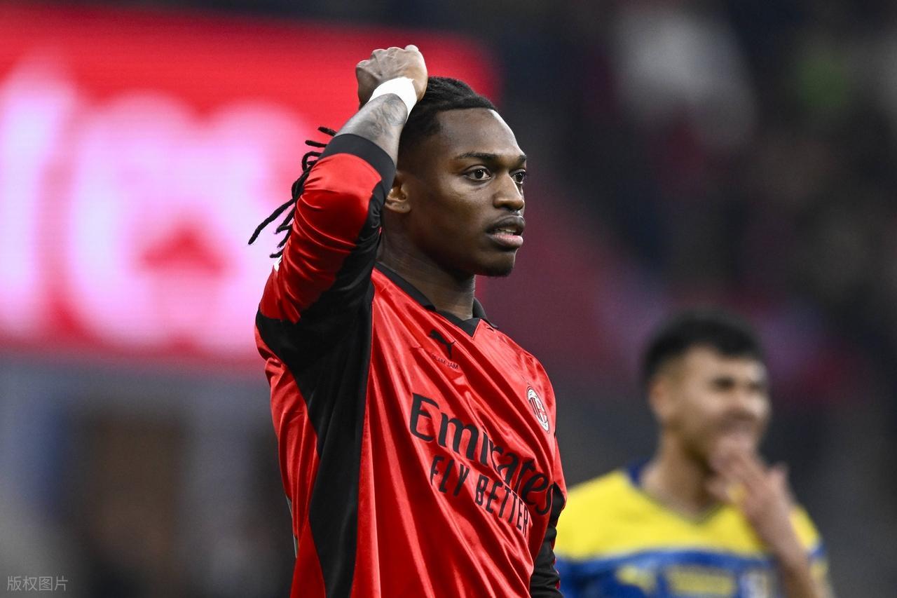 意甲最新积分战报争冠没悬念AC米兰2轮1分和国米分差定在10分