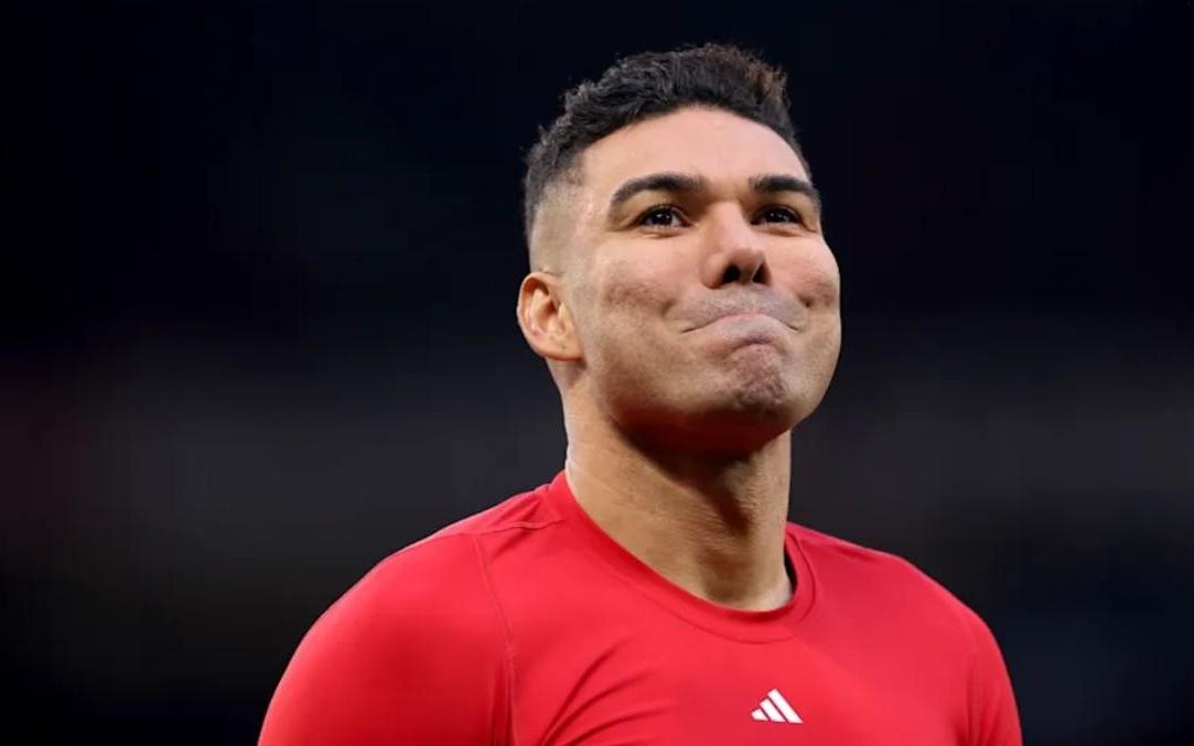 圣保罗总监：我们有球员联系了卡塞米