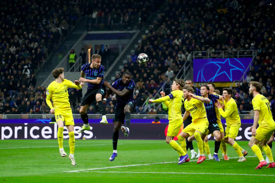 全军覆没！领头羊遭弱旅双杀出局，欧冠淘汰赛将首次无意甲球队