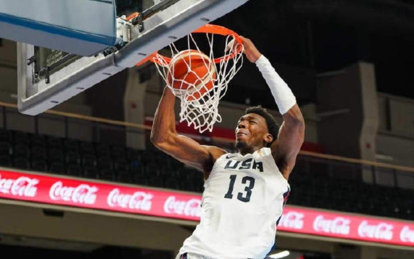 被勇士放弃的榜眼秀！加盟美国男篮，虐