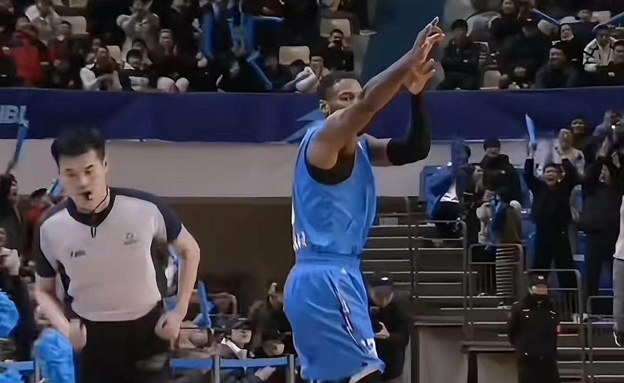 恭喜威姆斯！正式升任教练一职，未来有